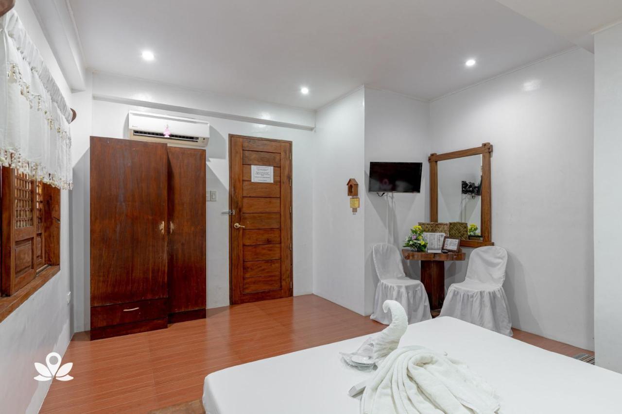 ZEN Rooms Casa Lorenzo Legazpi Esterno foto