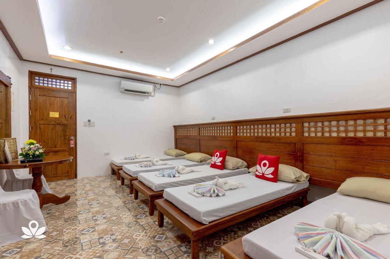 ZEN Rooms Casa Lorenzo Legazpi Esterno foto